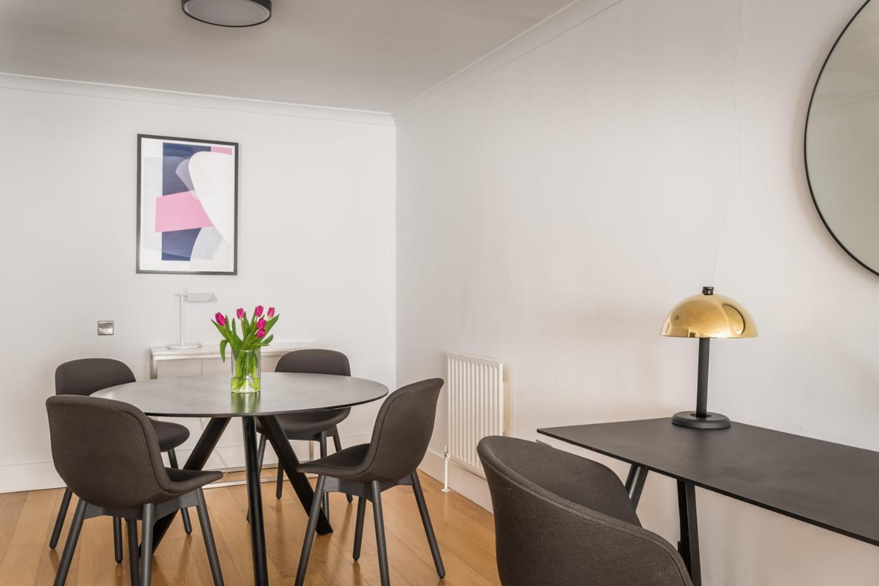 Monarch House - Serviced Apartments - Kensington Londres Exterior foto